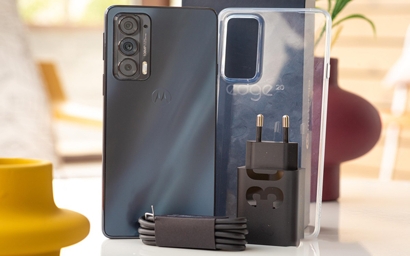 گوشی موبایل مدل motorola moto Edge 20 5g